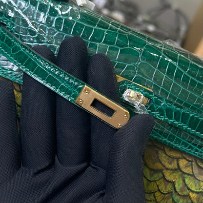 Hermes Kelly 25cm Emerald Green Gold Hardware