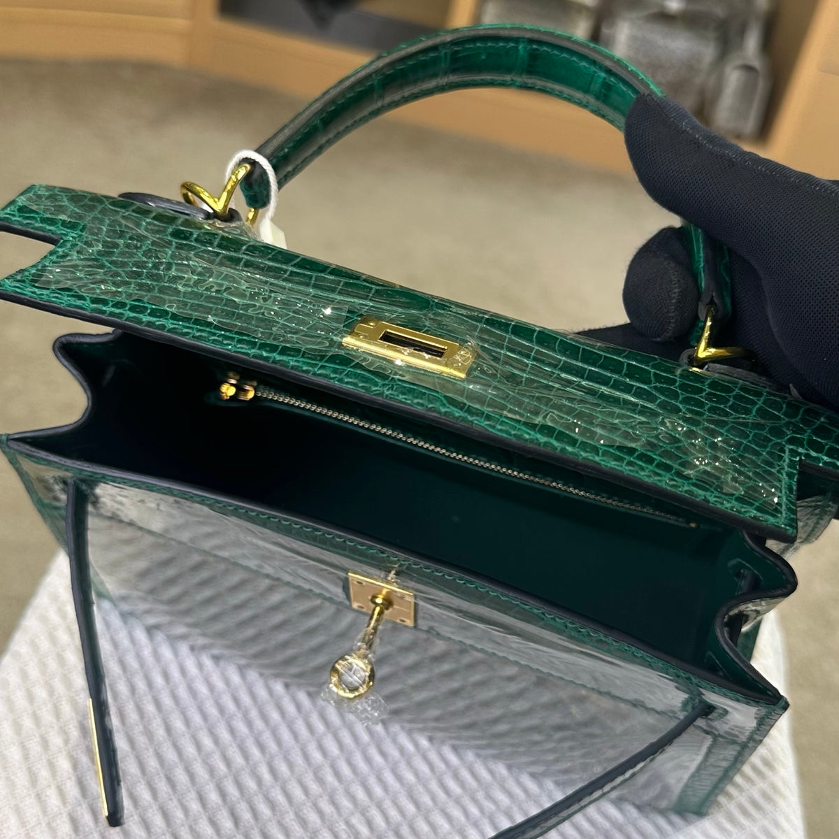 Hermes Kelly 25cm Emerald Green Gold Hardware