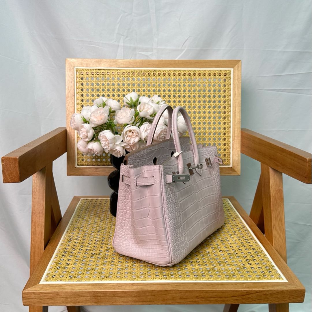 Hermes Birkin 25cm Sakura Pink Crocodile Leather Gold Hardware