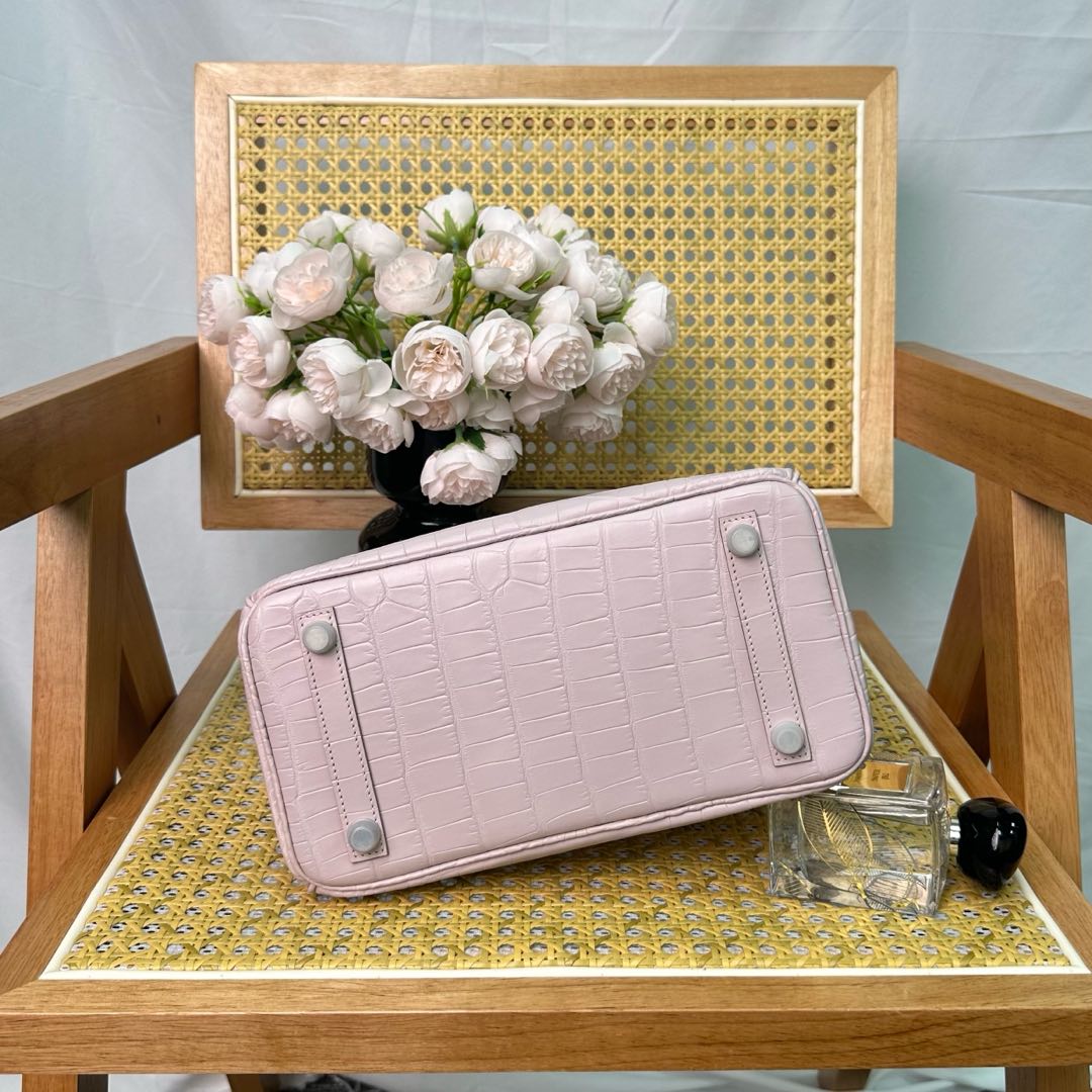 Hermes Birkin 25cm Sakura Pink Crocodile Leather Gold Hardware