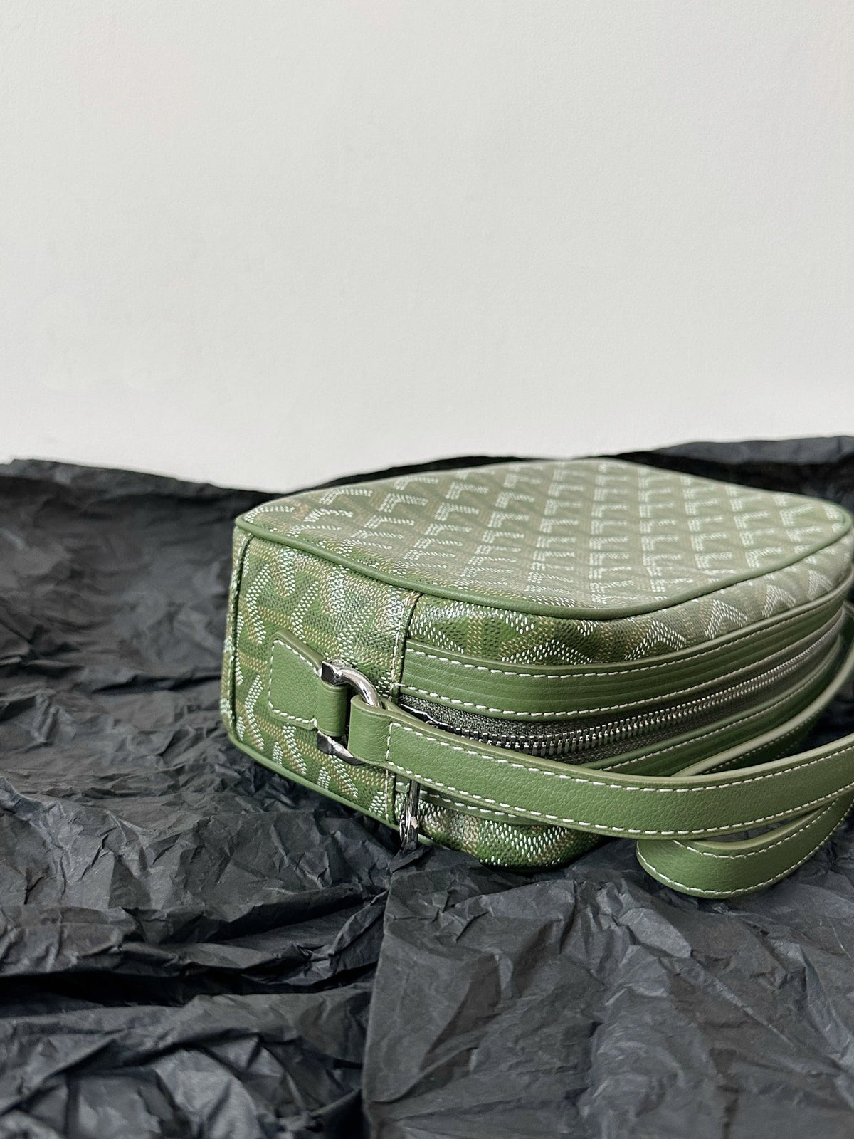 Goyard Limited Editio Crossbody Bag / Unisex