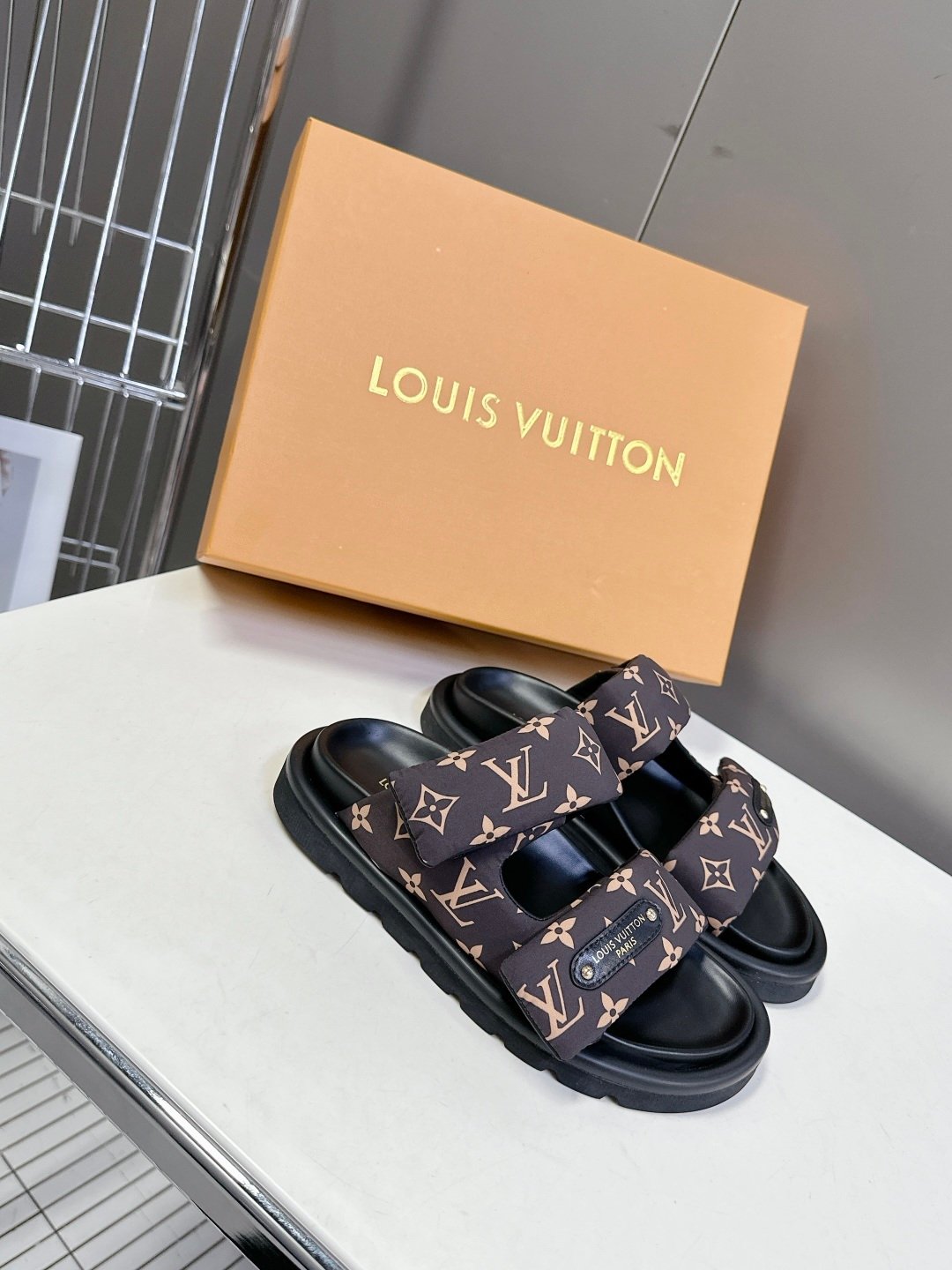 LV Women Black Brown Patterned Fabric Sandals