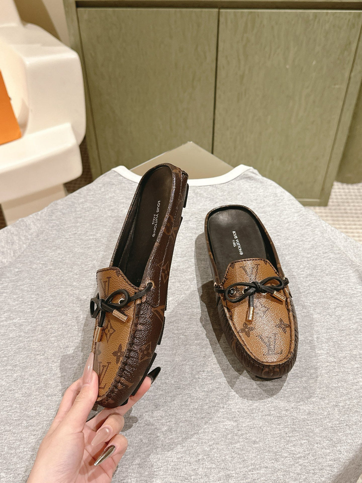 LV Women Brown Leather Moccasin Loafers
