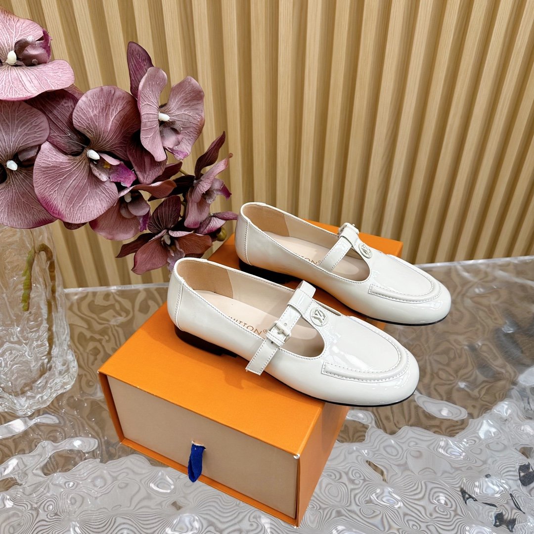 LV Women White Patent Leather Loafers