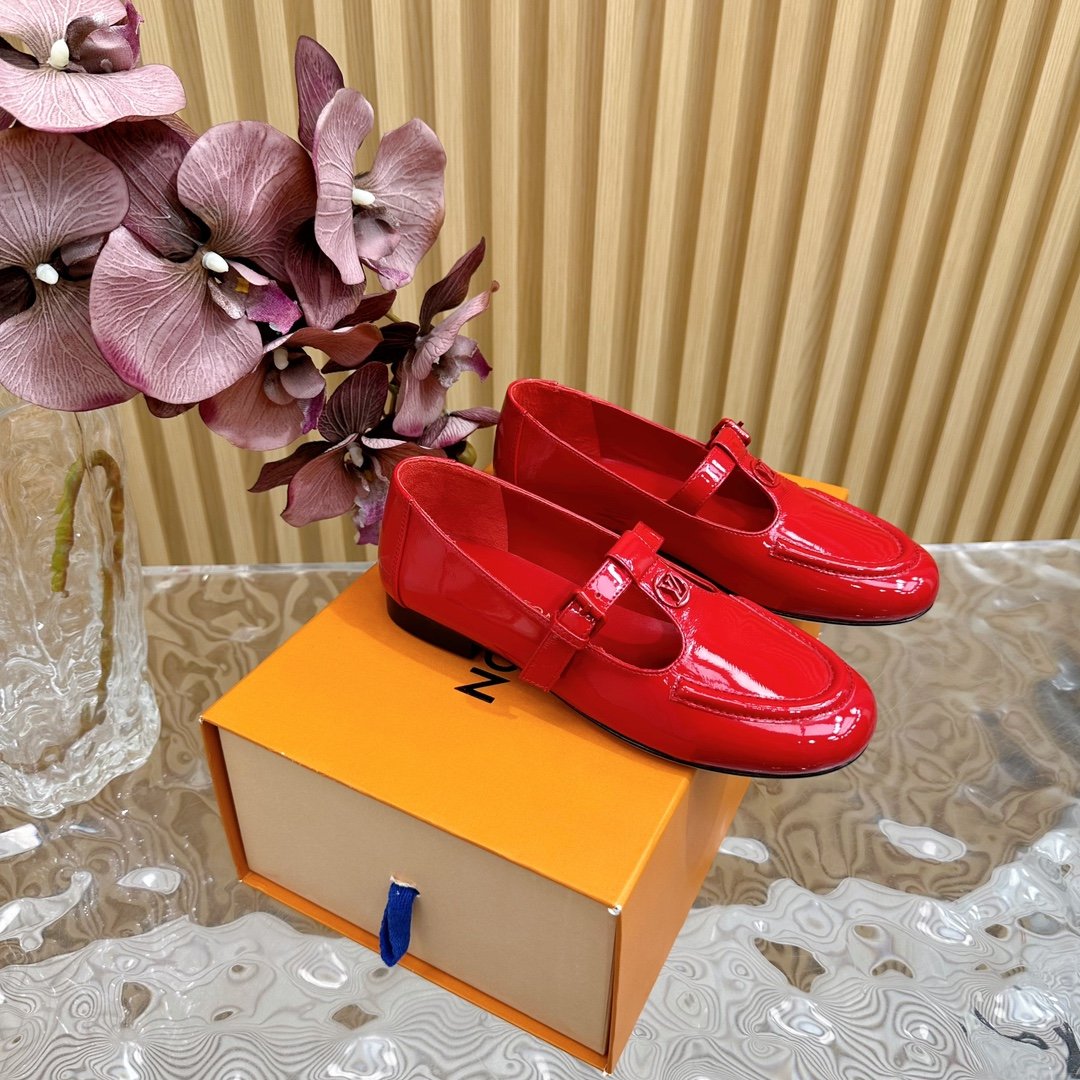 LV Women Red Patent Leather Loafers