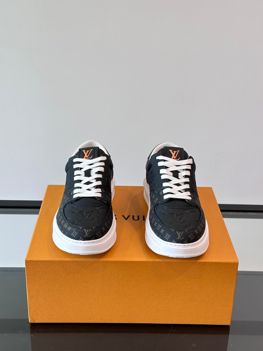 LV Men Black Leather Sneakers