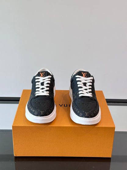 LV Men Black Leather Sneakers