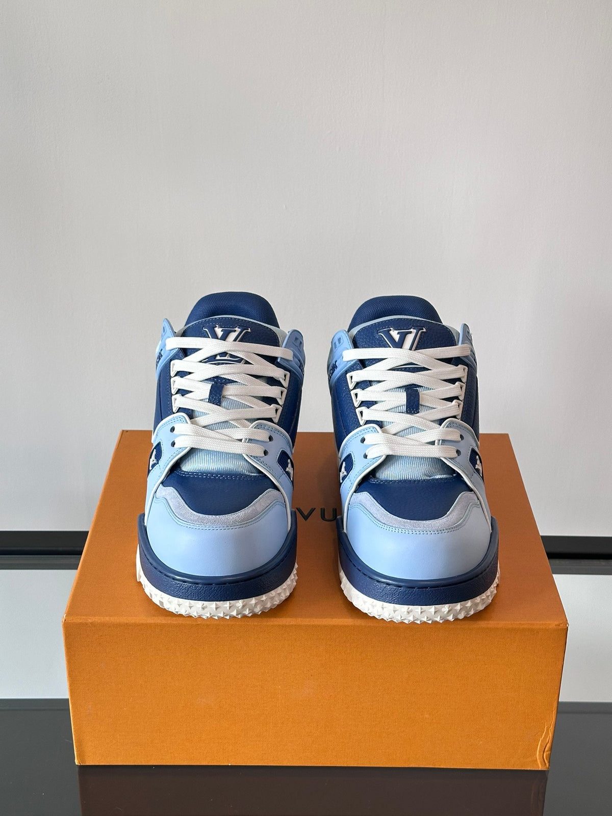 LV Men Light Blue Leather Sneakers