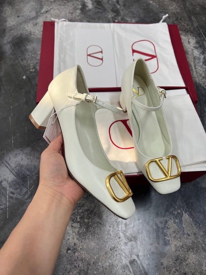 Valentino Women White Leather Heels