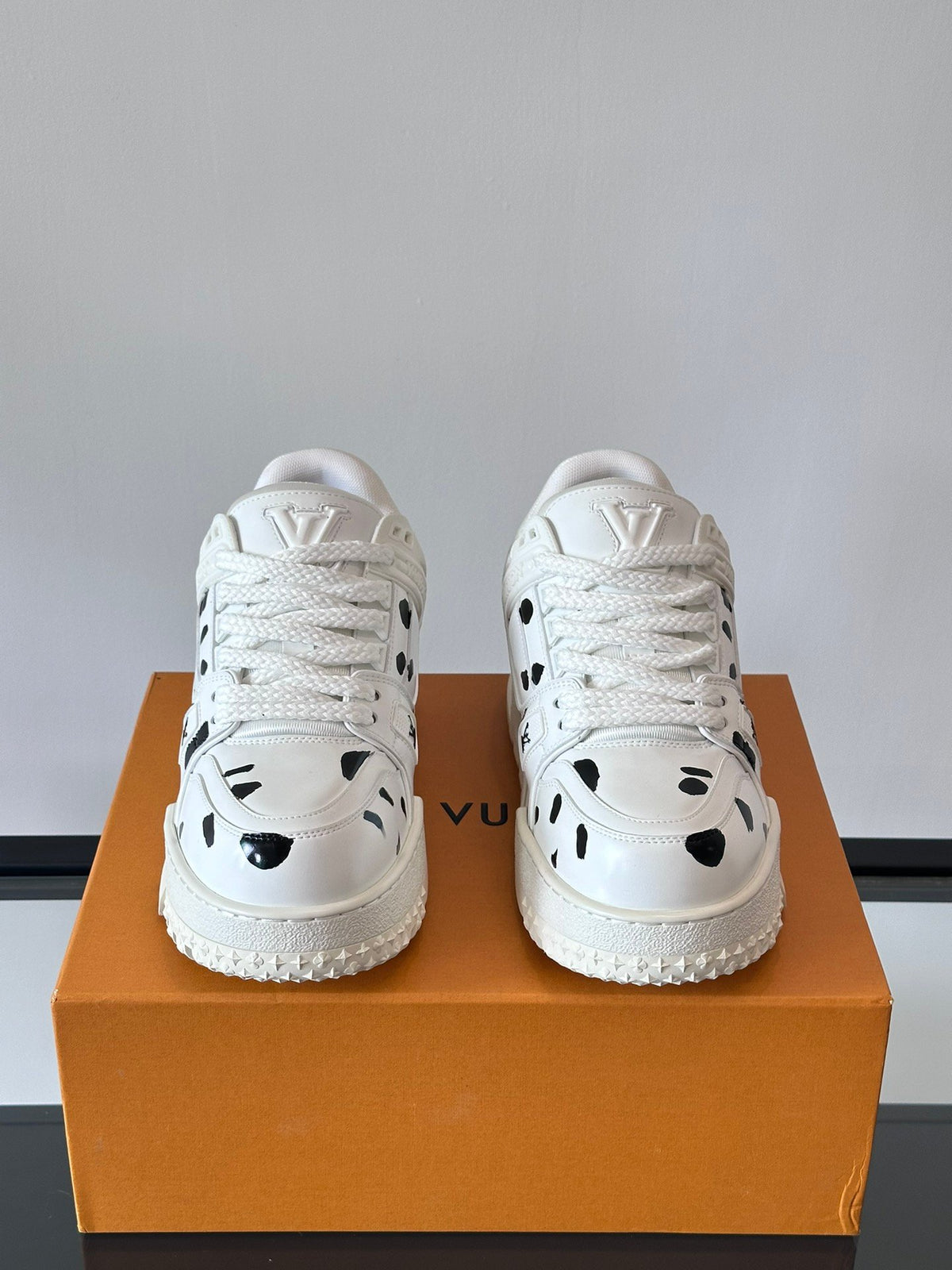 LV Men White Leather Black Spot Sneakers