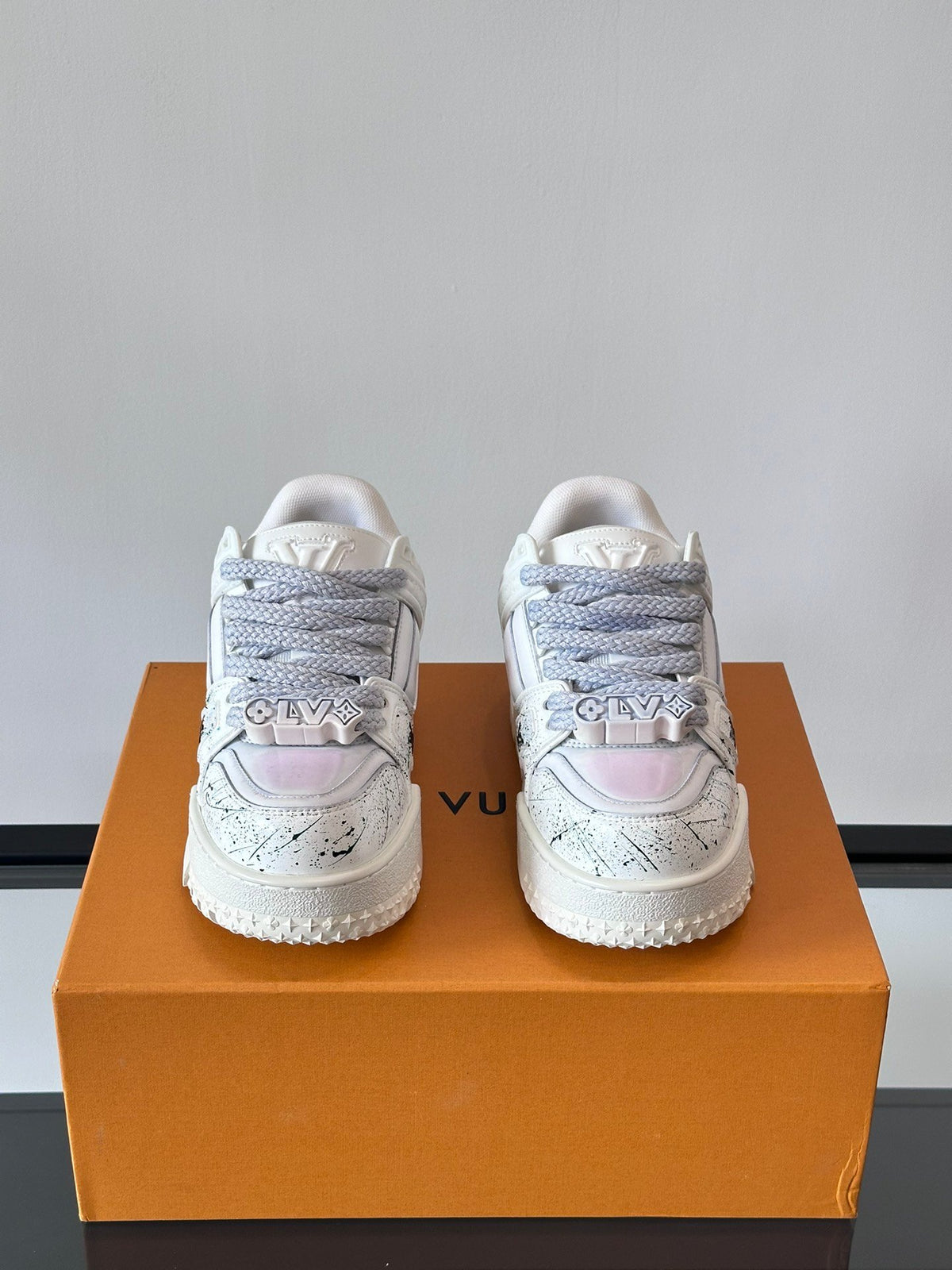 LV Men White Leather Sneakers With Black Splatter
