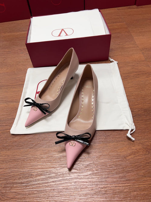 Valentino Women Pink Leather Bow Detail Pumps
