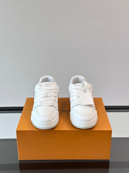 LV Men White Leather Sneakers