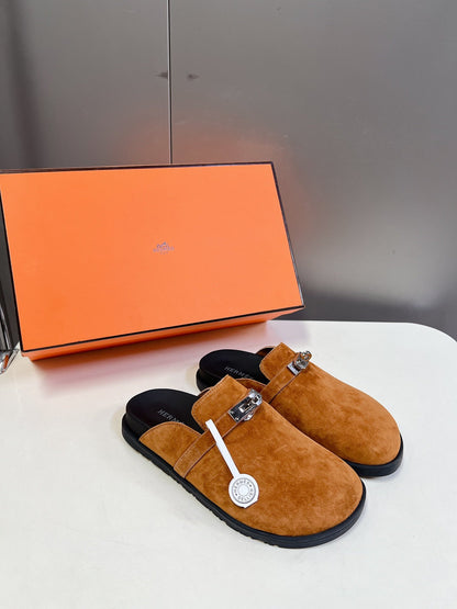 Hermes Women Designer Shoes 015