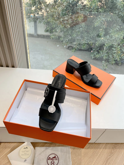 Hermes Women Black Leather Buckle Mules