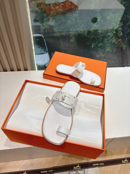Hermes Women White Leather Flat Sandals