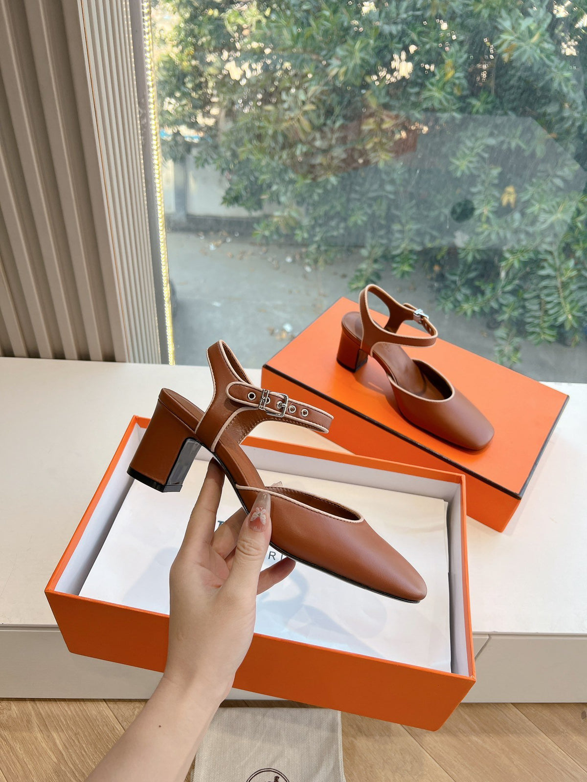 Hermes Women Brown Leather Heels