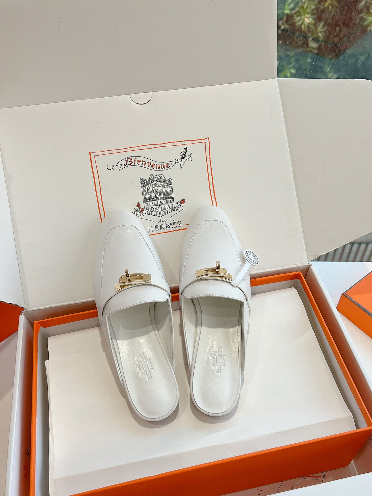 Hermes Women White Leather Mules