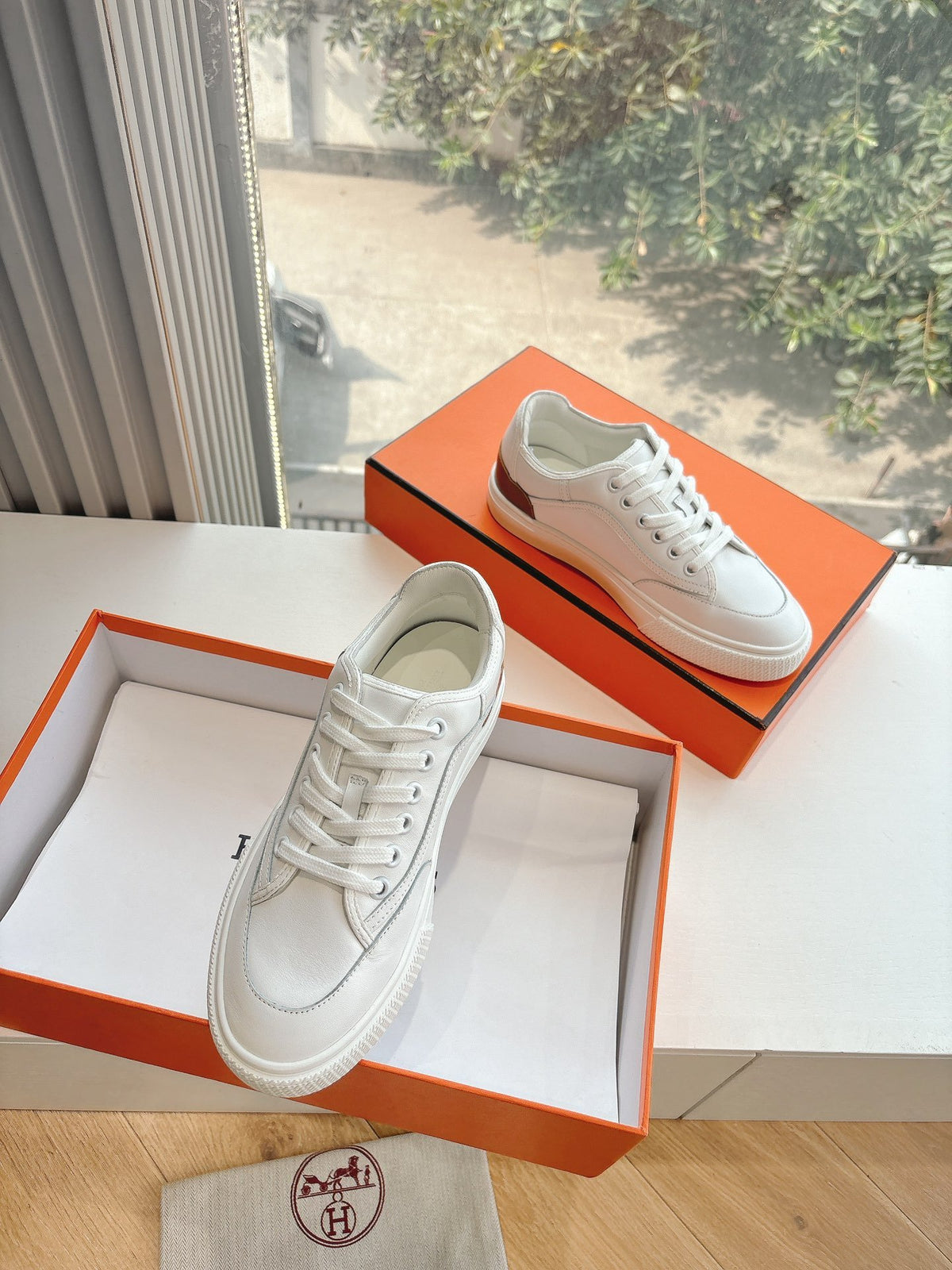 Hermes Women White Leather Sneakers