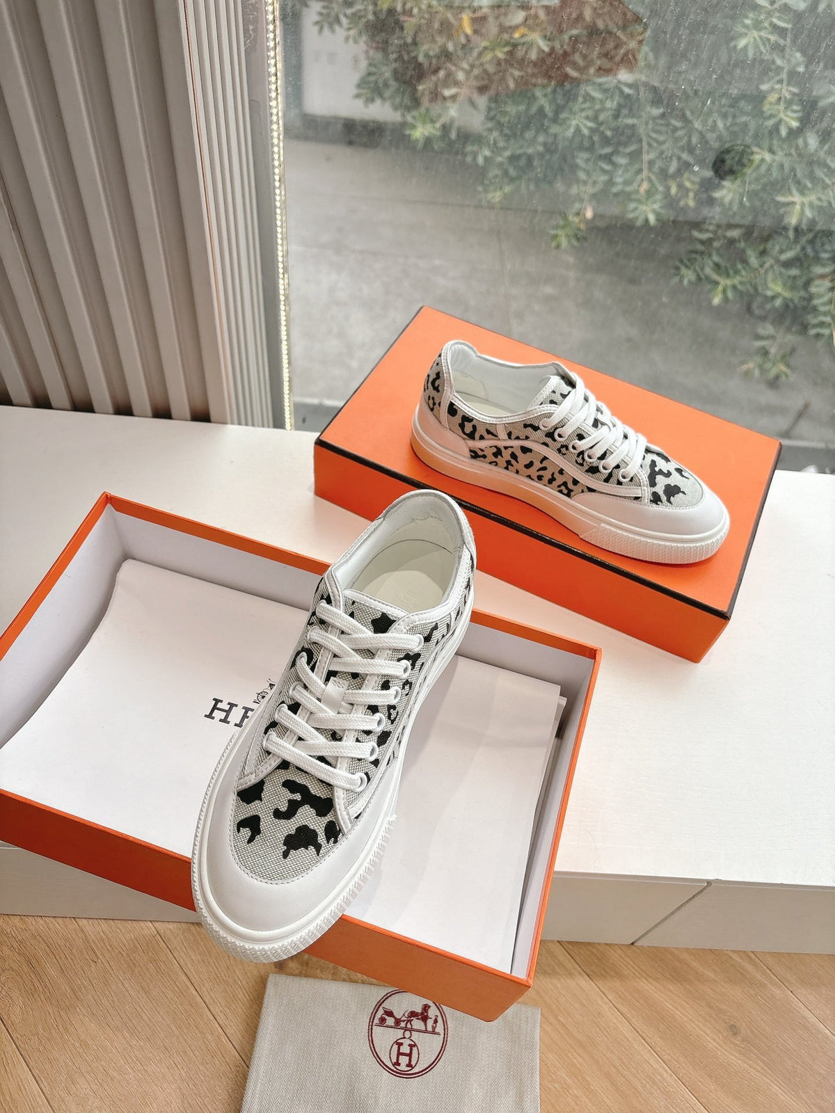 Hermes Women White Canvas Leopard Print Sneakers