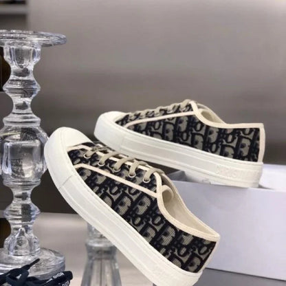 Walk’n’Dior Sneakers Oblique Embroidered