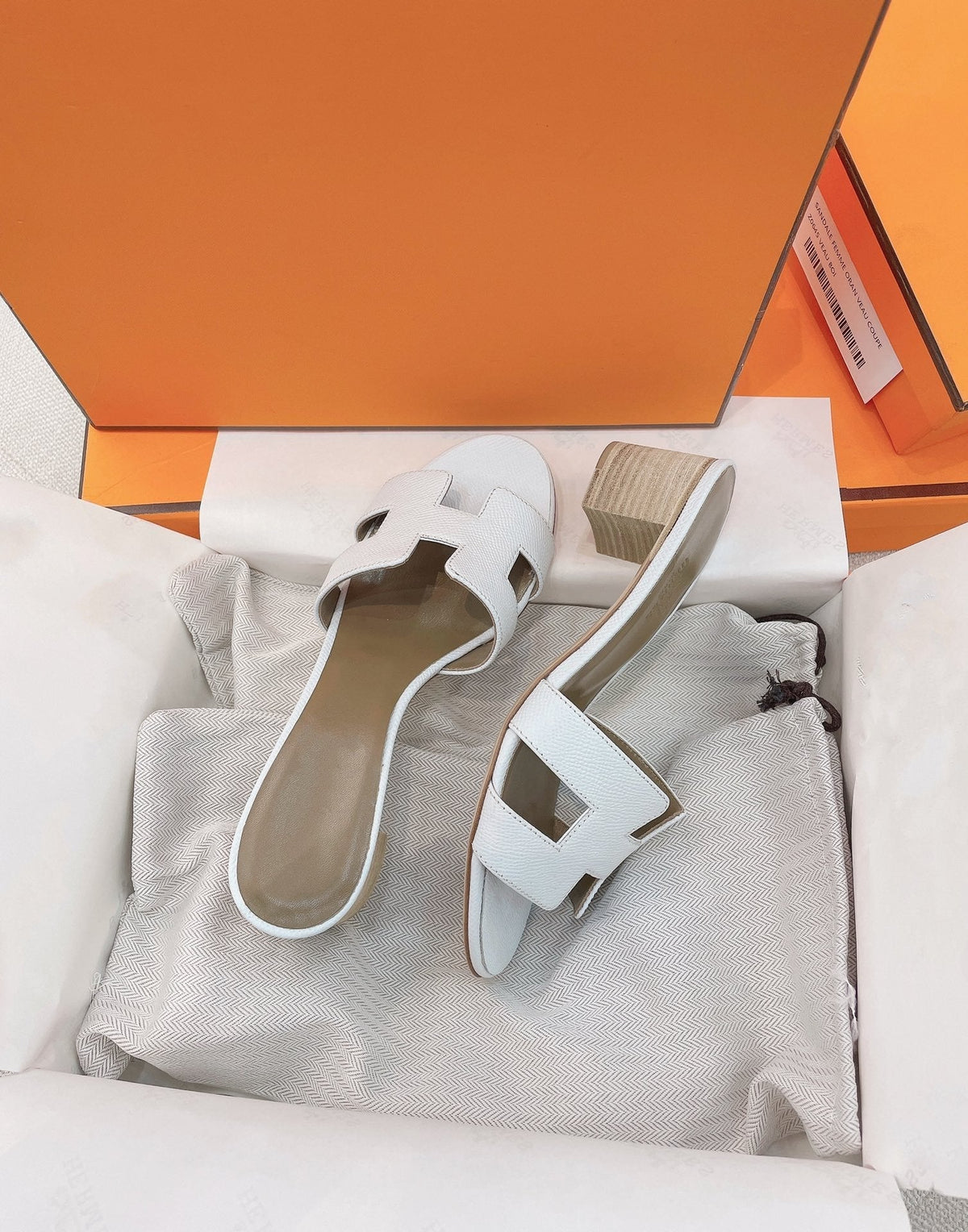 0asis Sandal Epsom Calfskin White