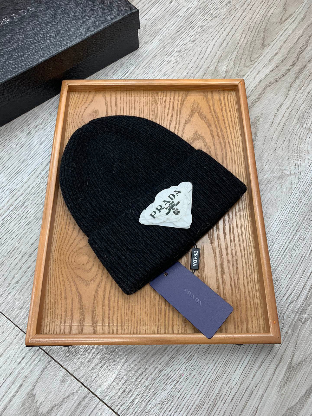BEANIE HAT IN BLACK WOOL 431357