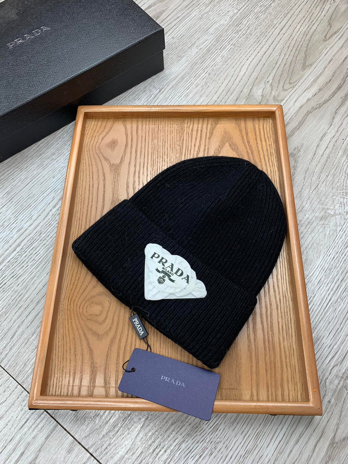 BEANIE HAT IN BLACK WOOL 431357