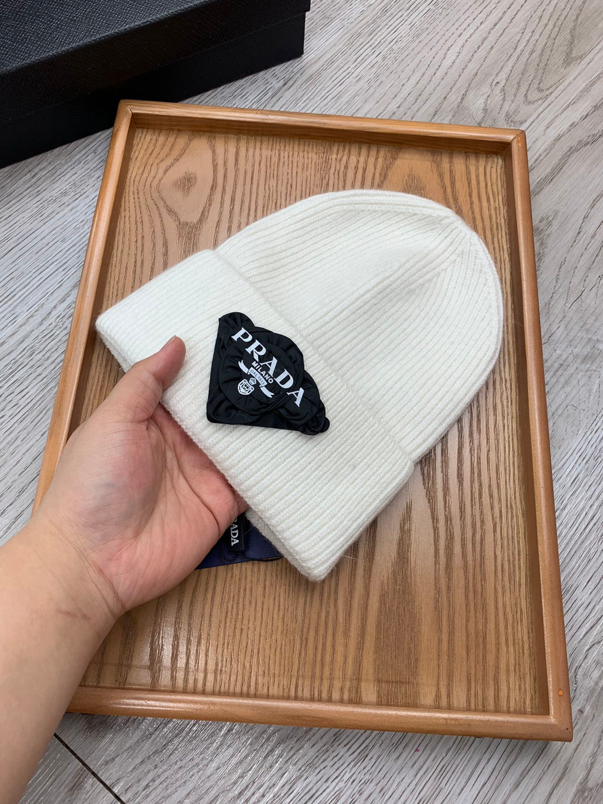 BEANIE HAT IN WHITE WOOL 431356