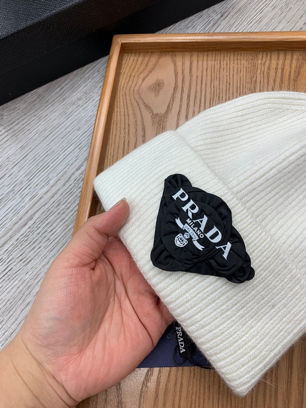 BEANIE HAT IN WHITE WOOL 431356