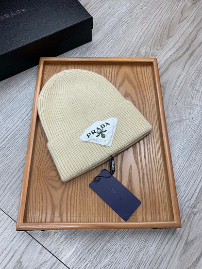 BEANIE HAT IN BISQUE BEIGE WOOL 431355