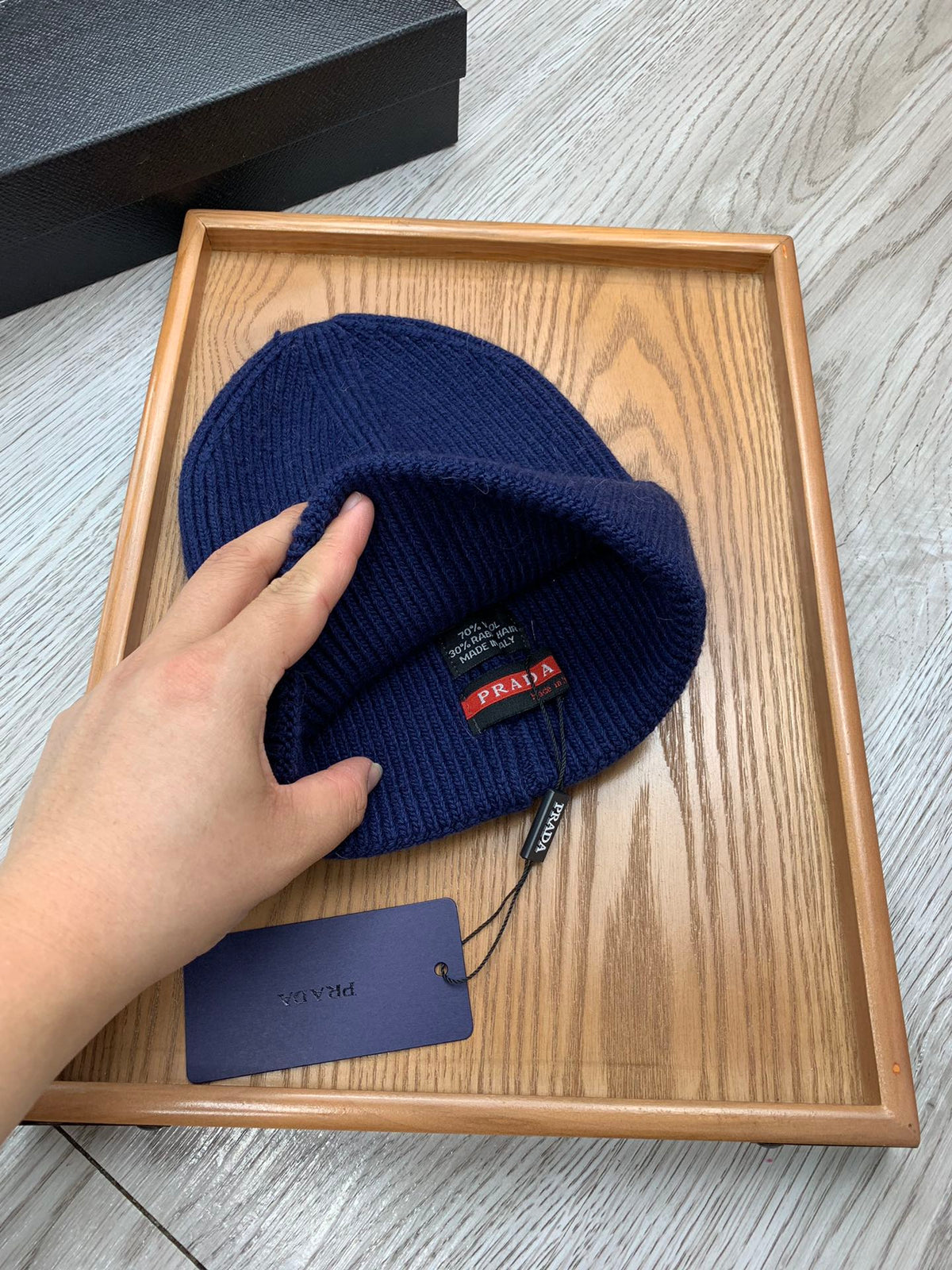 BEANIE HAT IN NAVY BLUE WOOL 431359