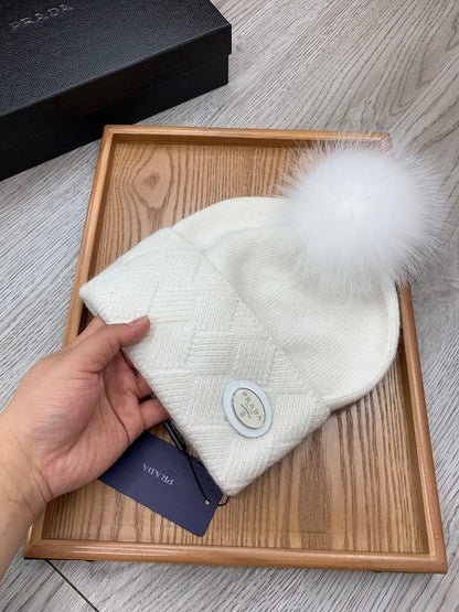 BEANIE HAT IN WHITE WOOL AND RABBIT FUR 346716