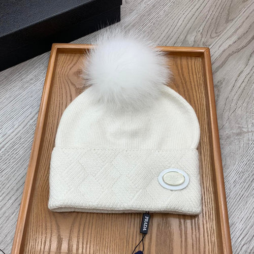 BEANIE HAT IN WHITE WOOL AND RABBIT FUR 346716