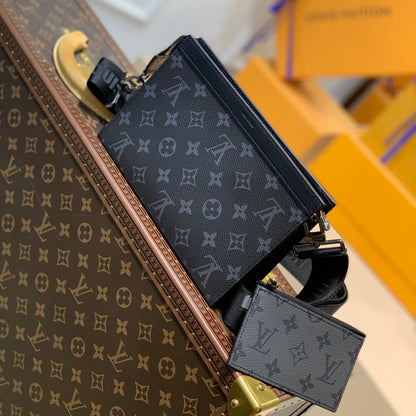 ANPHA WEARABLE WALLET 18 IN BLACK MONOGRAM ECLIPSE REVERSE CALFSKIN