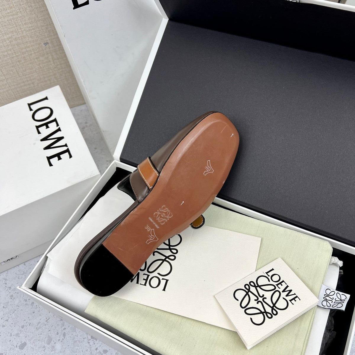 LW GATE BROWN BELTED MULE CHOCOLATE CALFSKIN
