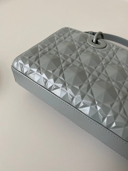 MEDIUM D-JOY BAG 26 IN GREY CALFSKIN