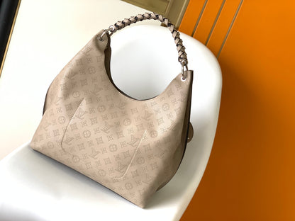 CARMEL HOBO 40 BEIGE MAHINA