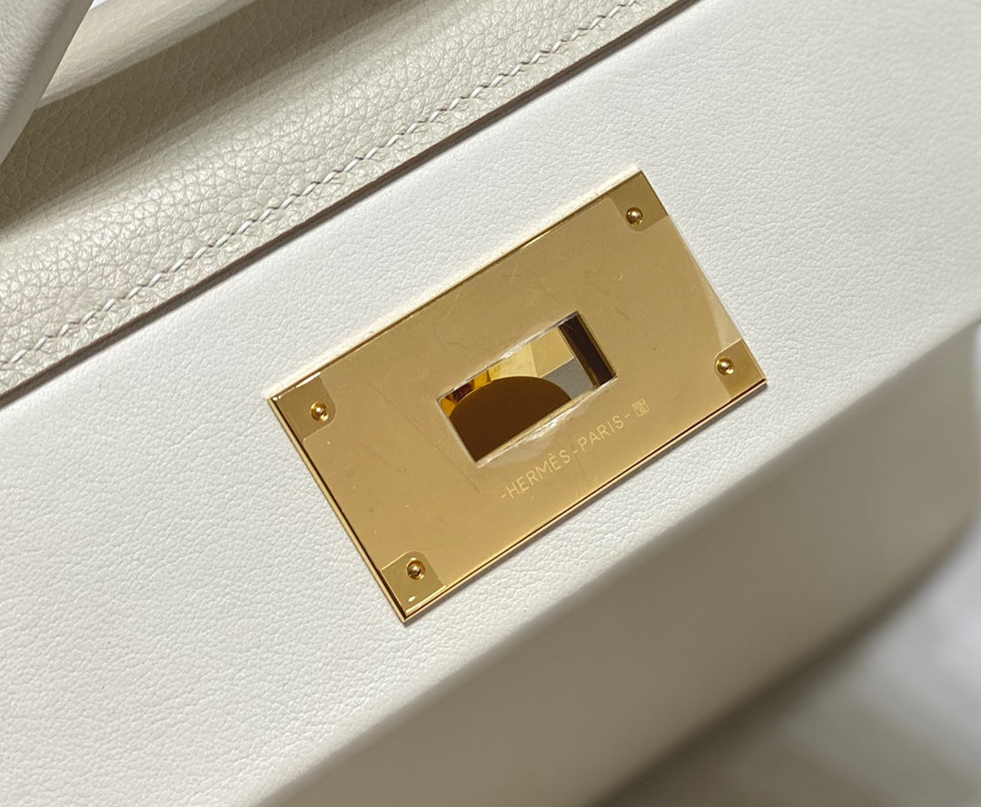MINI 24/24 21CM IN OFF WHITE EVERCOLOR CALFSKIN GOLD KELLY BUCKLE
