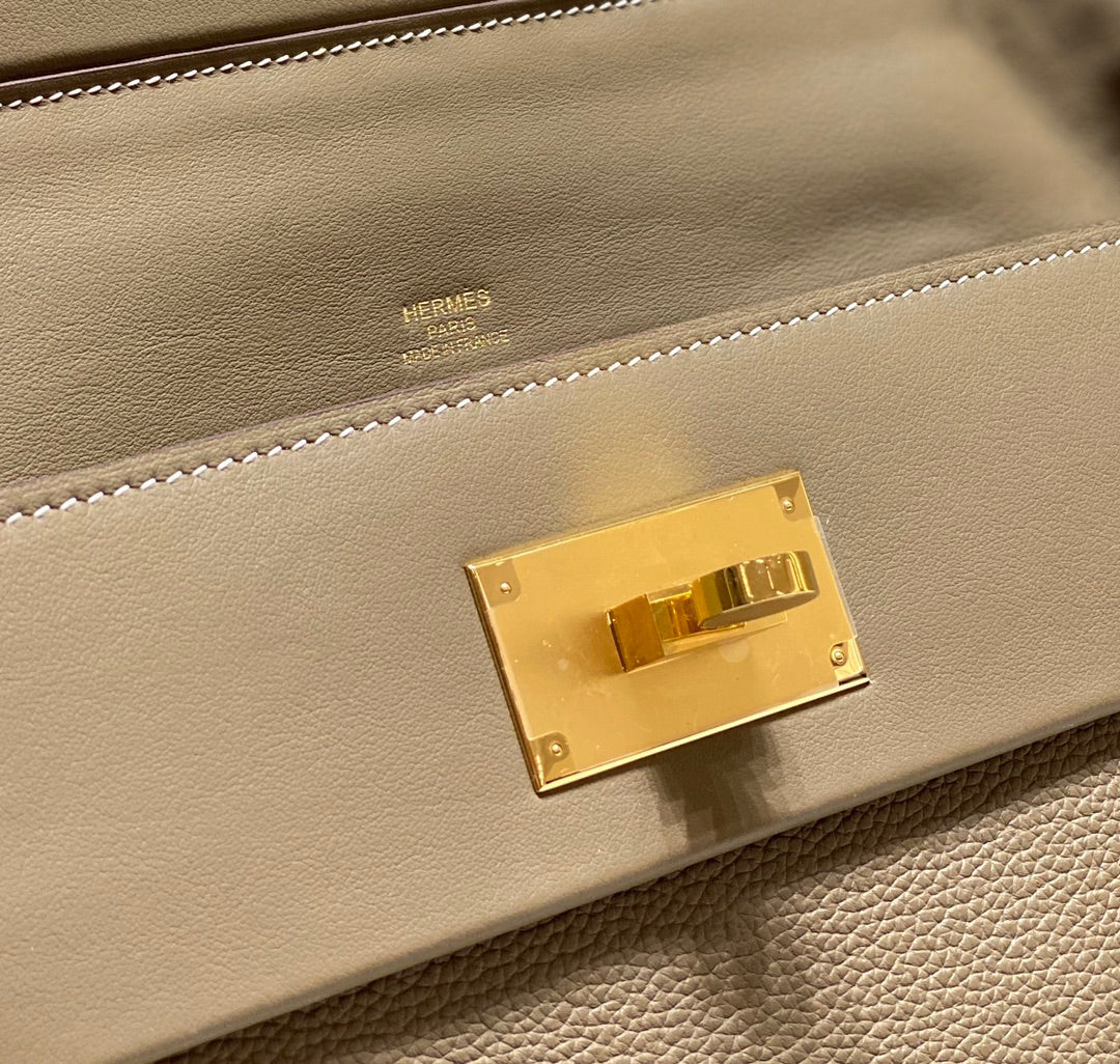 MINI 24/24 29CM IN TOGO ETOUPE EVERCOLOR CALFSKIN GOLD KELLY BUCKLE