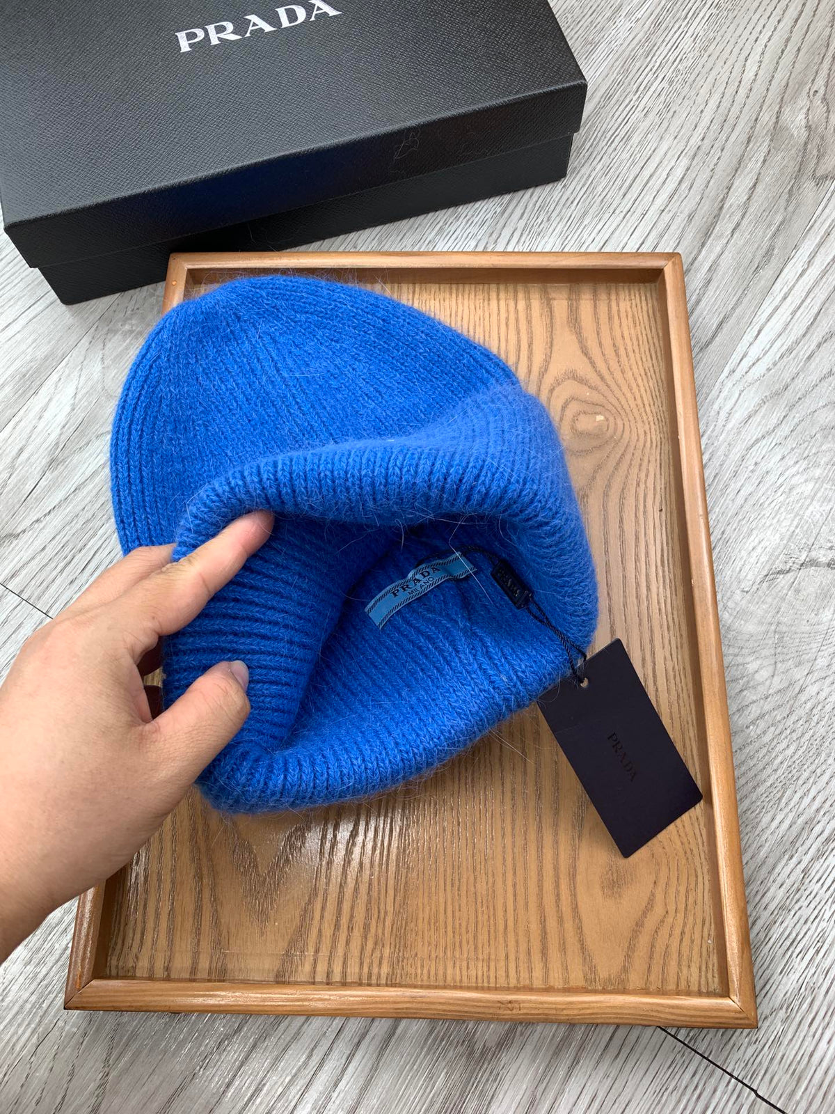BEANIE HAT IN COBALT BLUE WOOL 108752