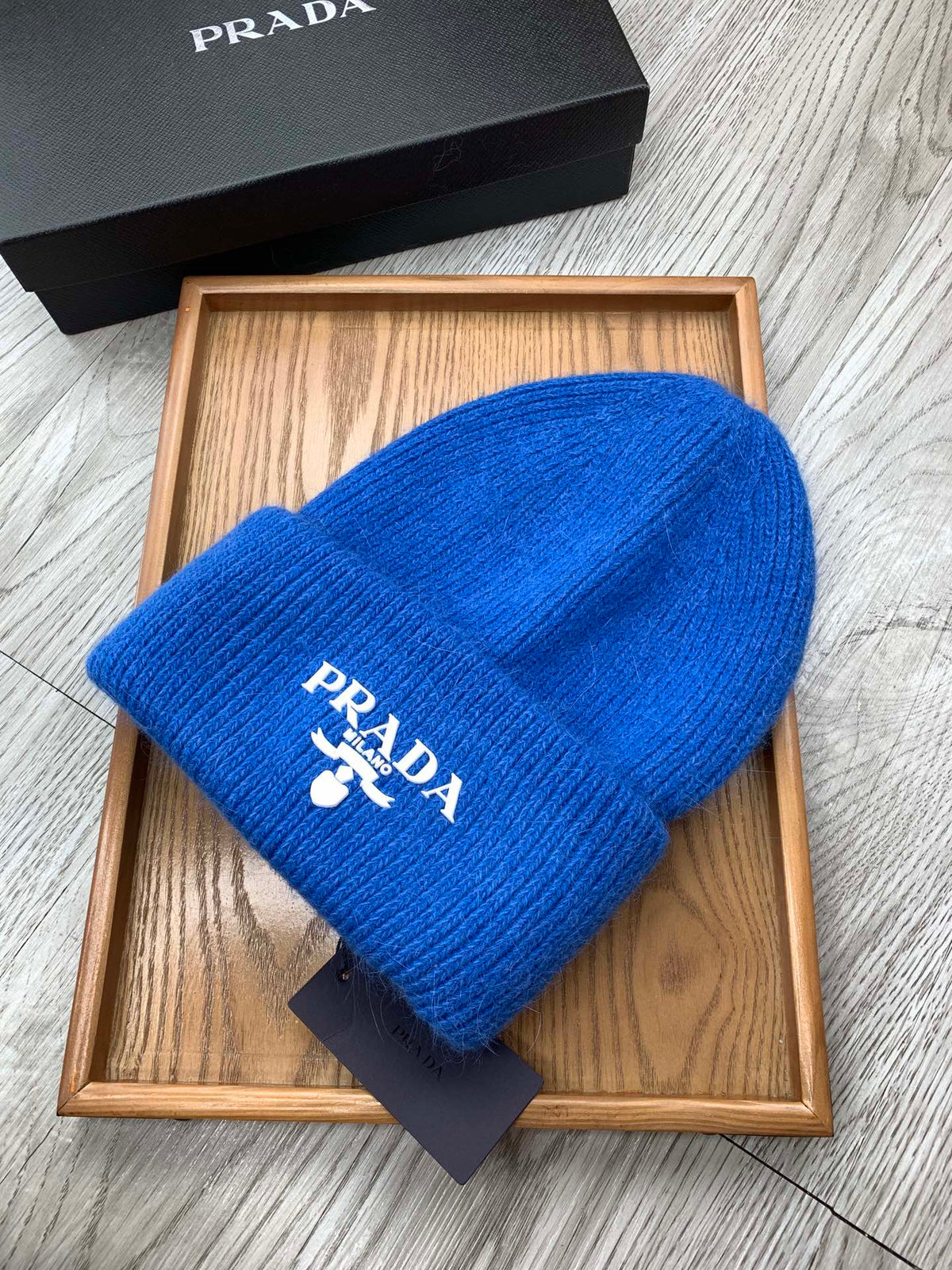 BEANIE HAT IN COBALT BLUE WOOL 108752