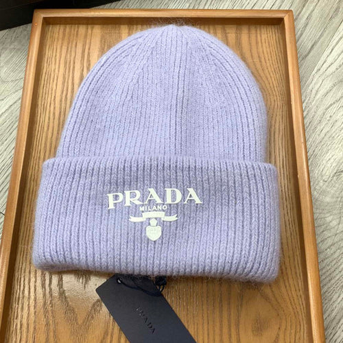 BEANIE HAT IN PASTEL PURPLE WOOL 108749