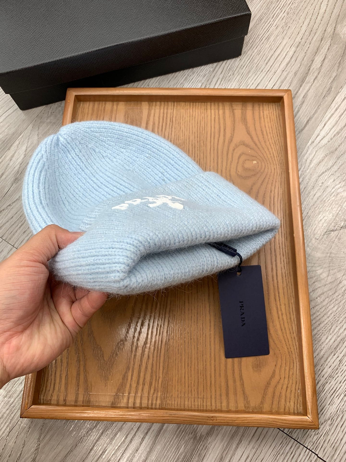 BEANIE HAT IN LIGHT BLUE WOOL 108744