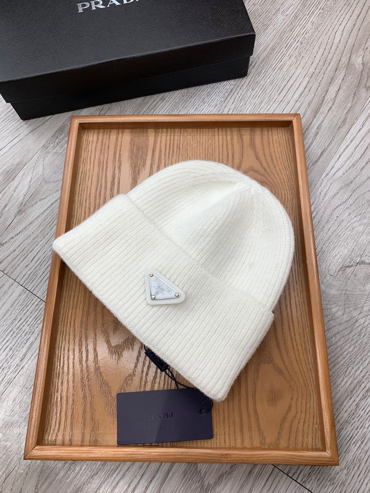 BEANIIE HAT IN WHITE WOOL 335040