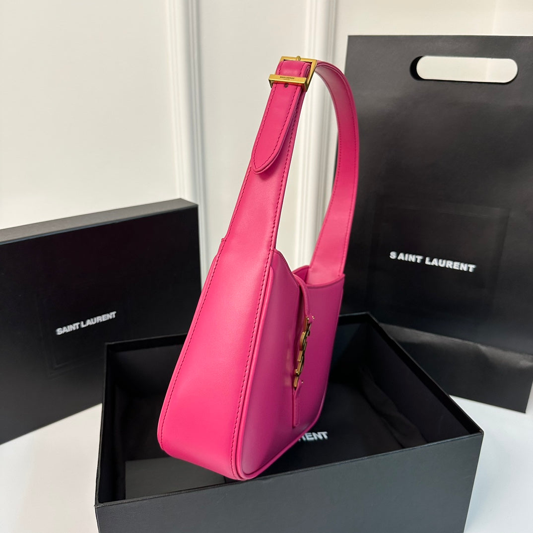 LE 5 À 7 BAG 24 BRIGHT PINK CALFSKIN
