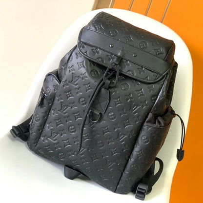 DISCOVERY BACKPACK 54 IN BLACK EMBOSSED MONOGRAM CALFSKIN