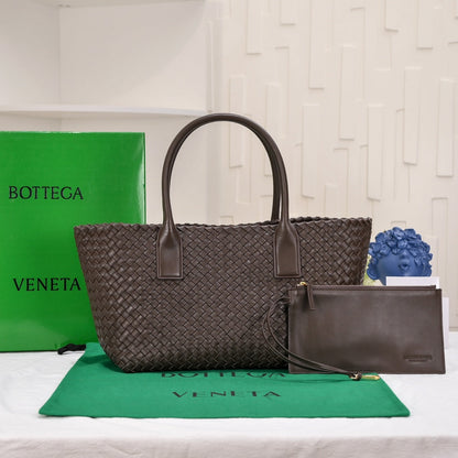 Large Cabat 45cm Chocolate Lambskin Ghw