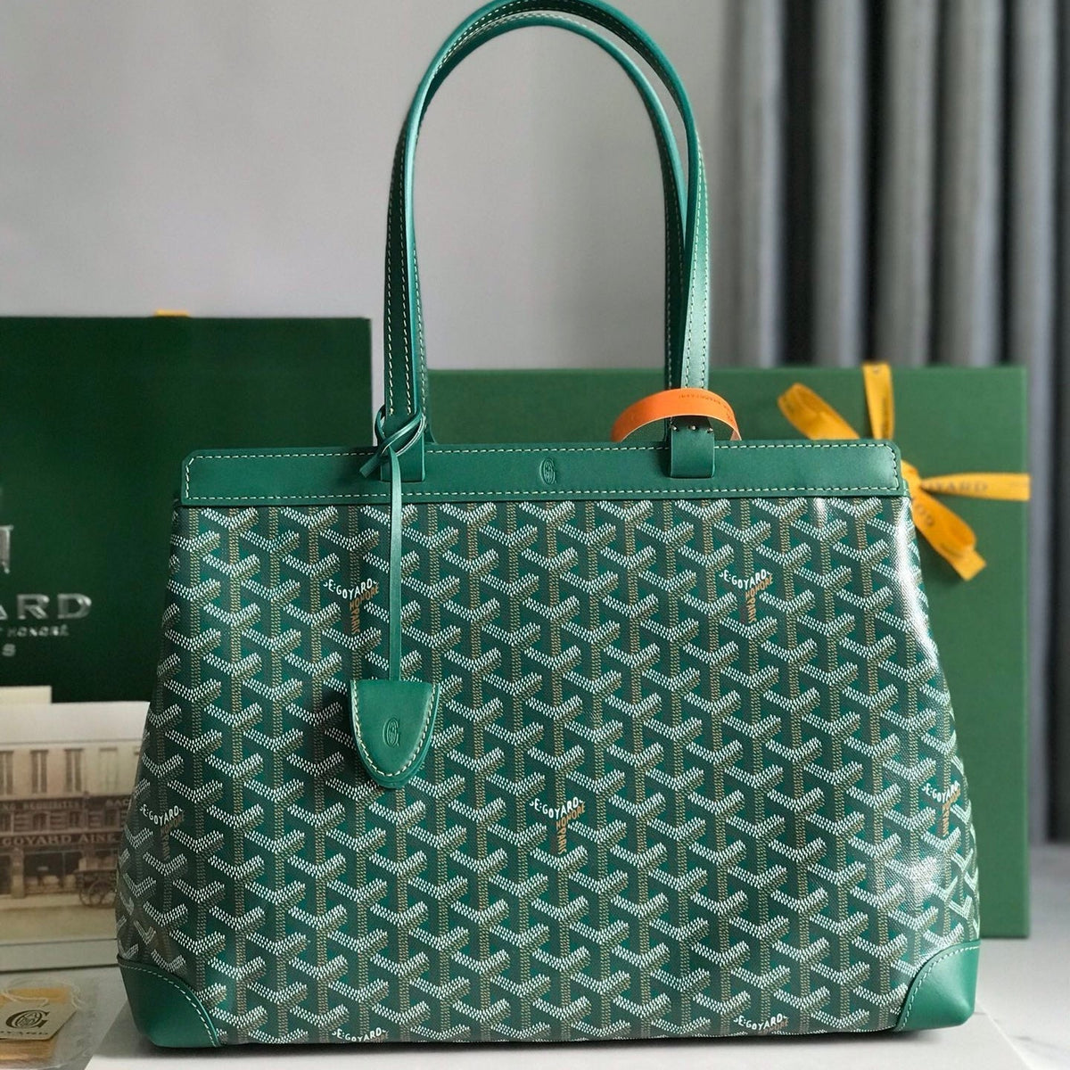 BELLECHASSE BIAUDE PM BAG 36 IN GREEN GOYARDINE CANVAS AND CALFSKIN TRIM