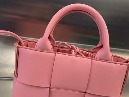 CANDY ARCO TOTE 20 IN BLUSH PINK CALFSKIN